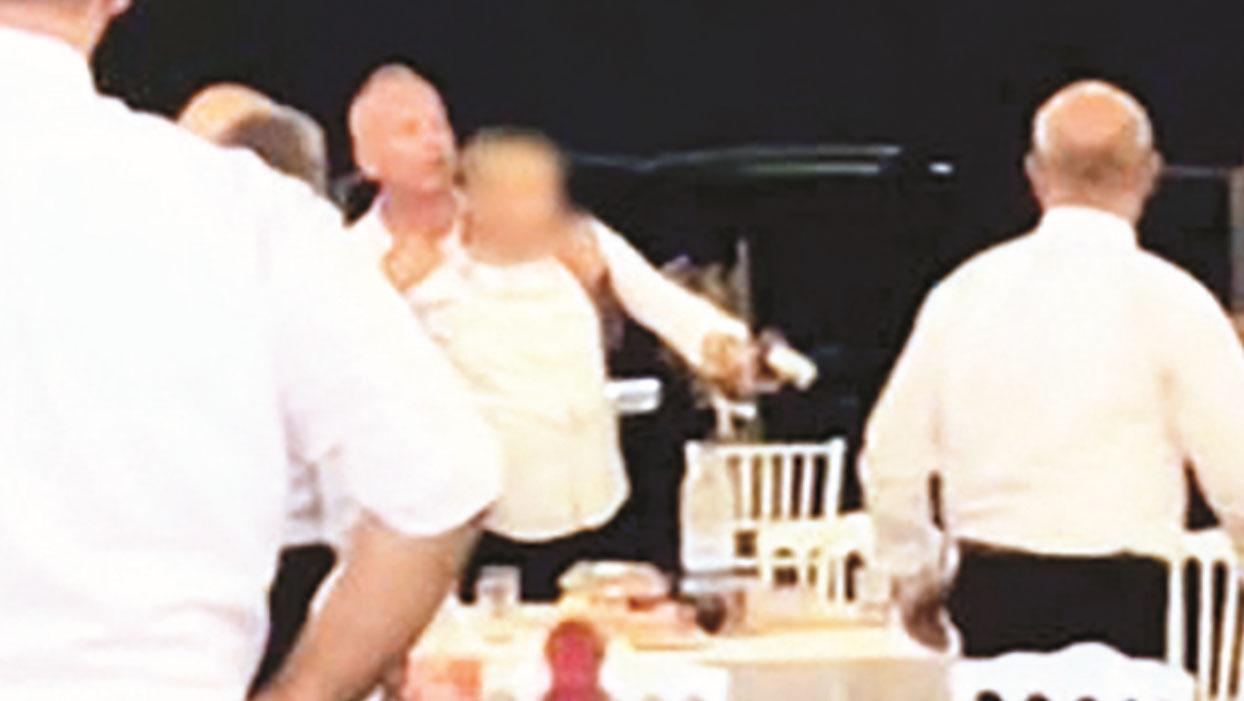 Düğünde sosyal medya cinayeti