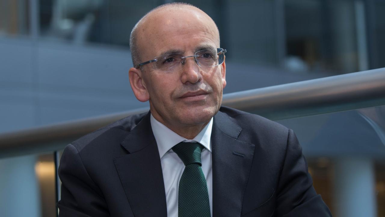 Bakan Şimşek'ten istifa iddialarını net cevap: Dolaşıma koyulan senaryolar doğru değil