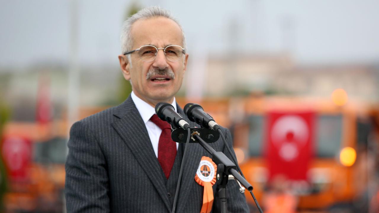 Bakan Uraloğlu duyurdu: Tam 200 milyar dolar yatırım yapılacak!