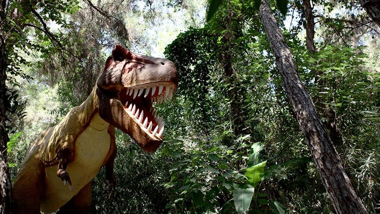 Dinozor temasıyla 1 milyon kişiyi ağırlayan Dinopark'ta bu yıl hedef 60 bin ziyaretçi