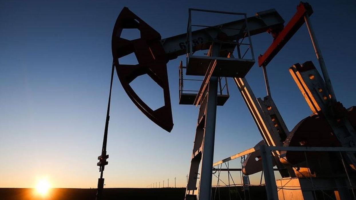 Brent petrolün varil fiyatı 79,17 dolar