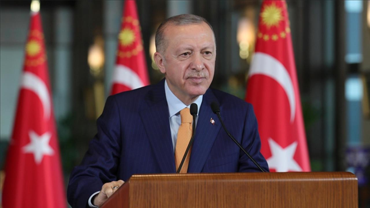 Cumhurbaşkanı Erdoğan'dan 30 Ağustos mesajı: Büyük ve güçlü Türkiye idealimizi adım adım gerçeğe dönüştürüyoruz
