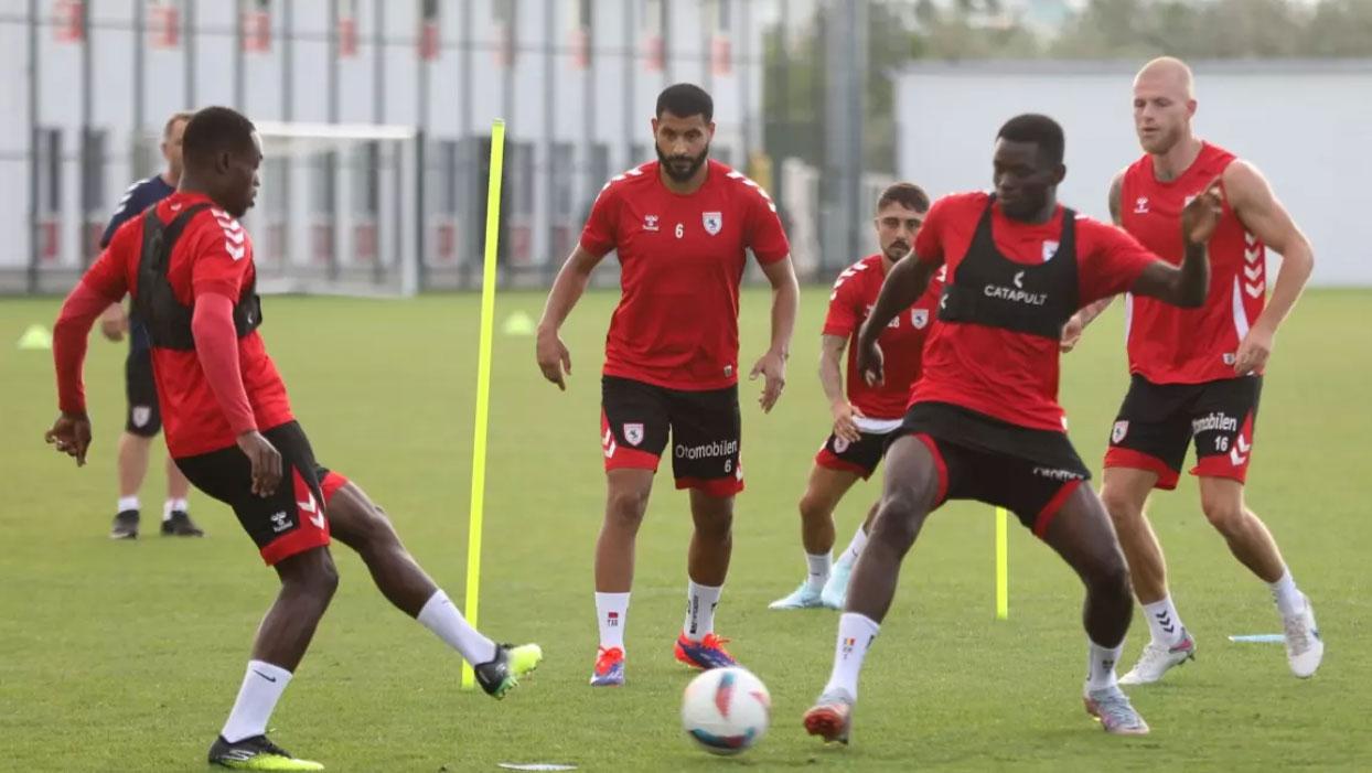Samsunspor yarın Hatayspor ile kozlarını paylaşacak