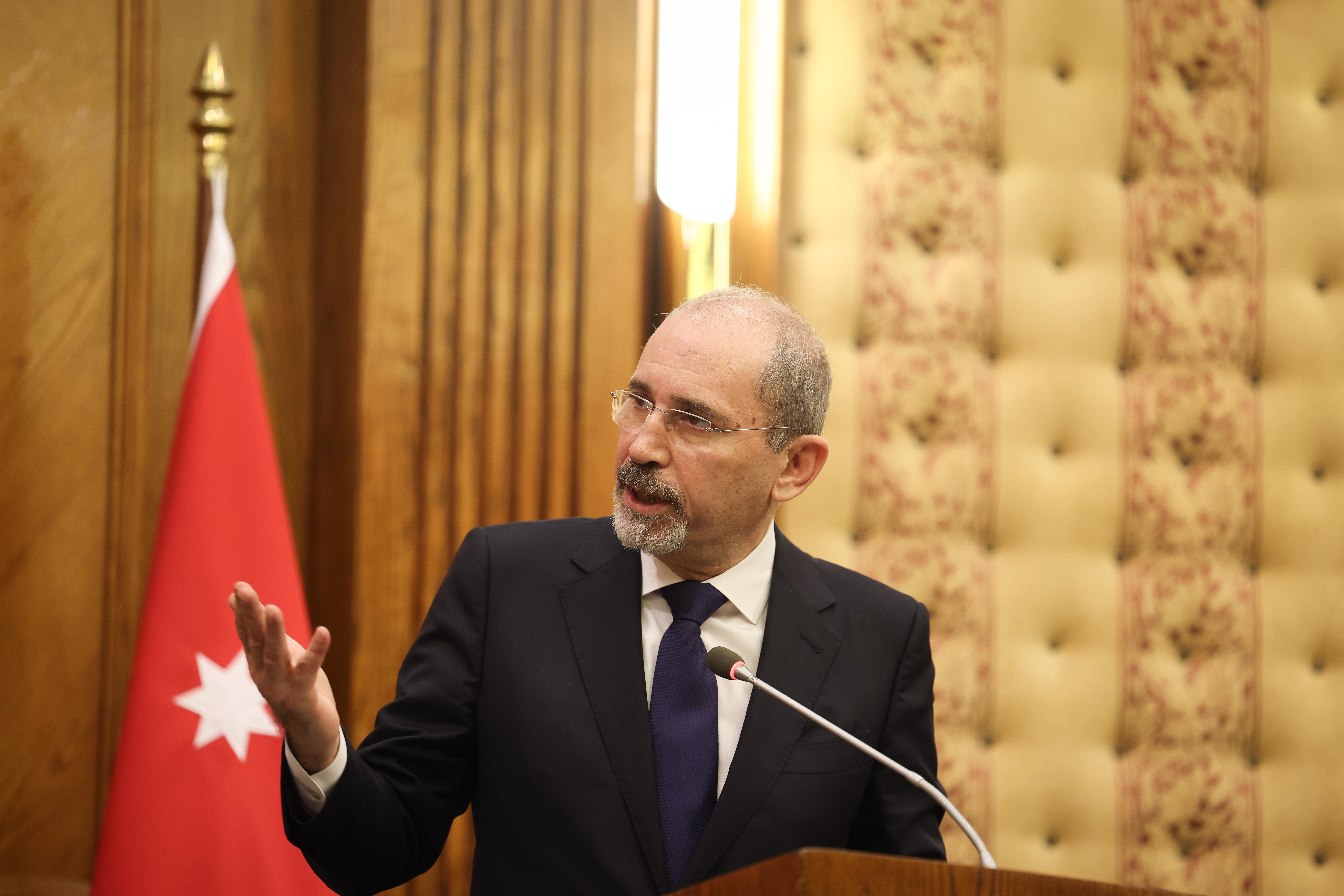 Bir ülkeden İsrail'e gözdağı: Savaş ilanı kabul ederiz