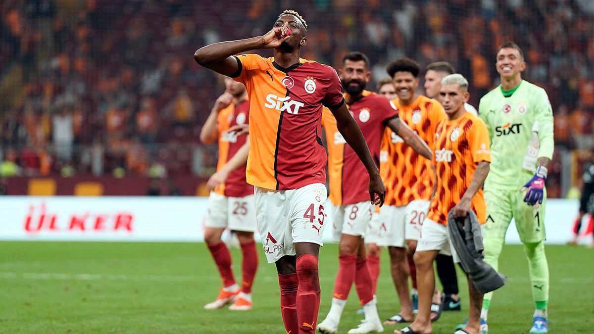 Performansıyla damga vurdu! Victor Osimhen taraftarı büyüledi