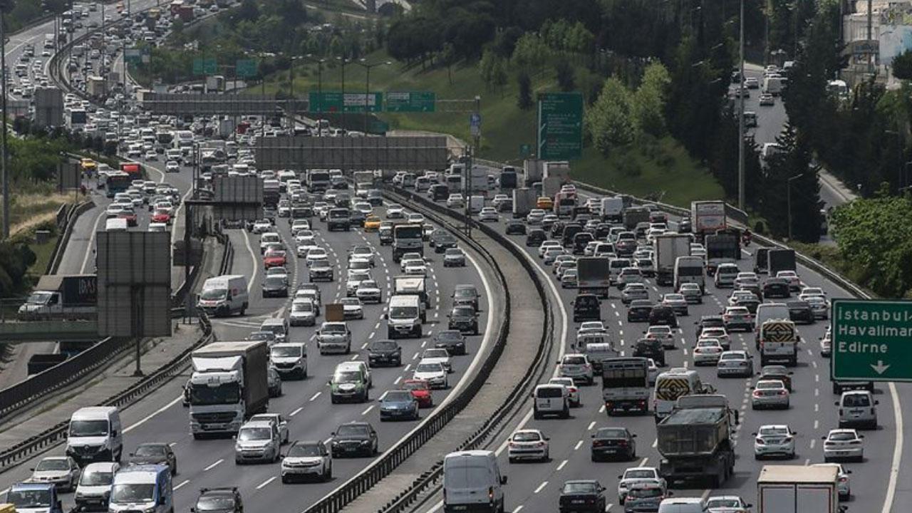 İstanbul'da Pazartesi sabahı trafik yoğunluğu!