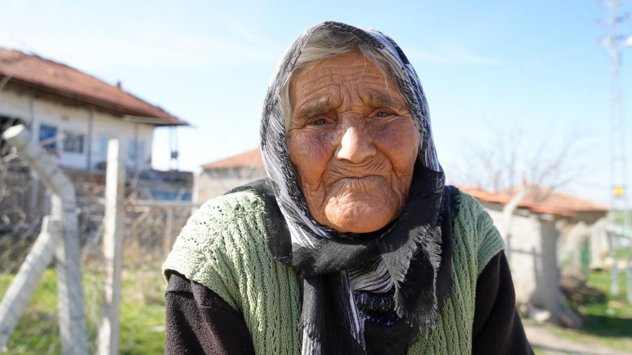Türkiye'nin en yaşlı insanı 117 yaşında hayata veda etti