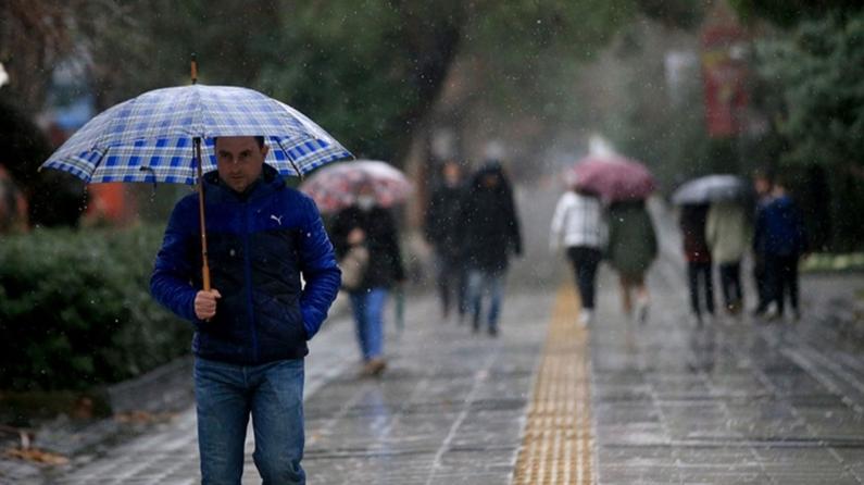 Meteorolojiden İstanbul için sağanak yağış uyarısı: İşte 5 günlük hava durumu!