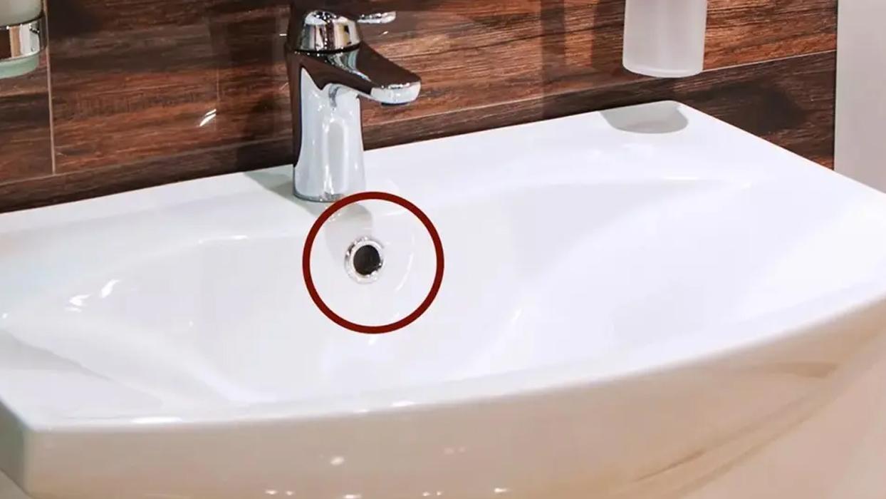 Lavabolardaki bu küçük deliğin ne işe yaradığını hiç merak ettiğiniz mi? Meğer o işe yarıyormuş