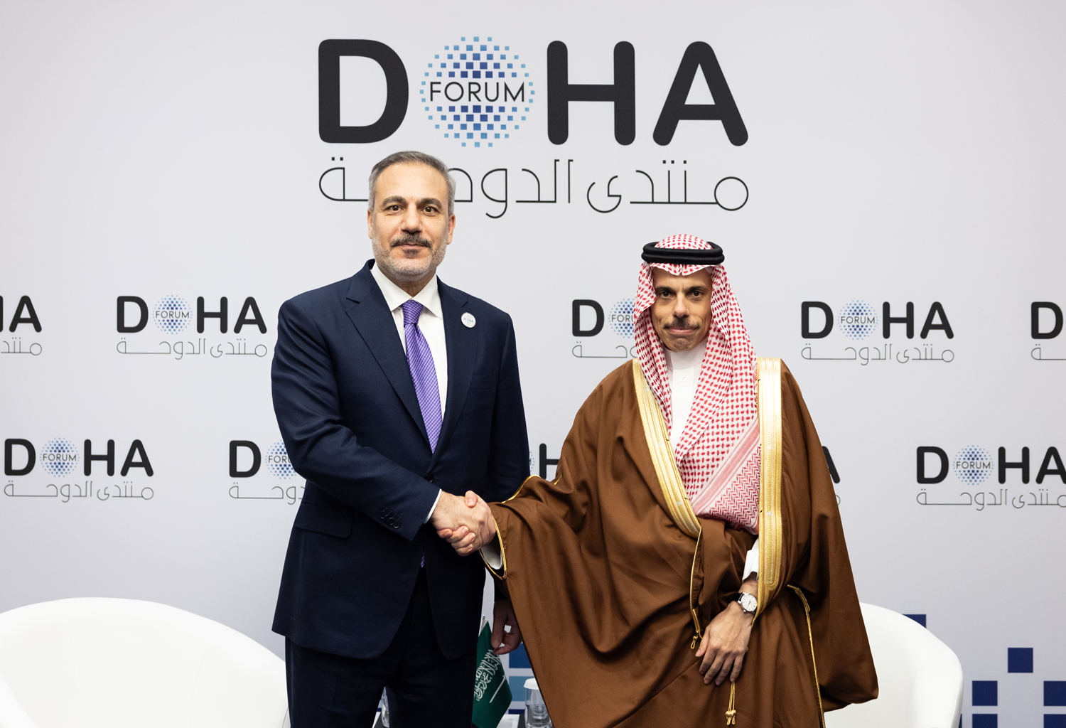 Dışişleri Bakanı Hakan Fidan, Katar'da Suudi Arabistan Dışişleri Bakanı ile görüştü
