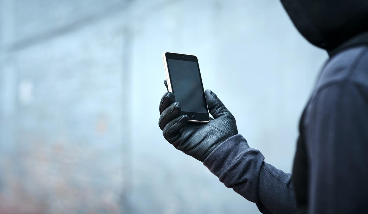 Telefonunuzda bu uygulamalar yüklüyse dikkat! Hesabınızdaki tüm bilgiler tehlikede!