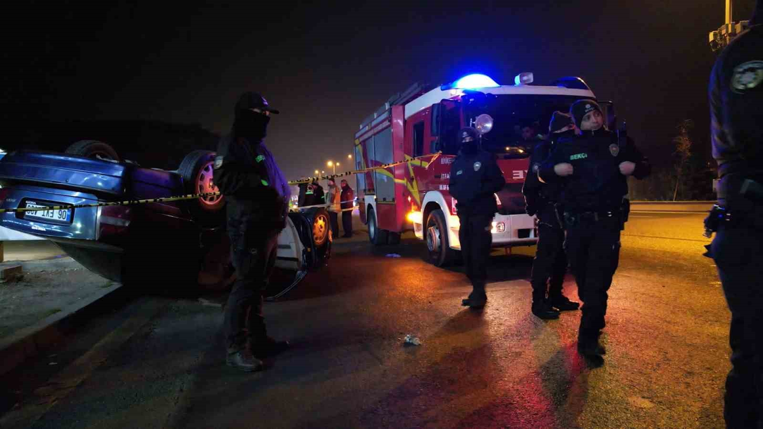 Ankara'da kaza yapan araca otomobil çarptı: 2 ölü