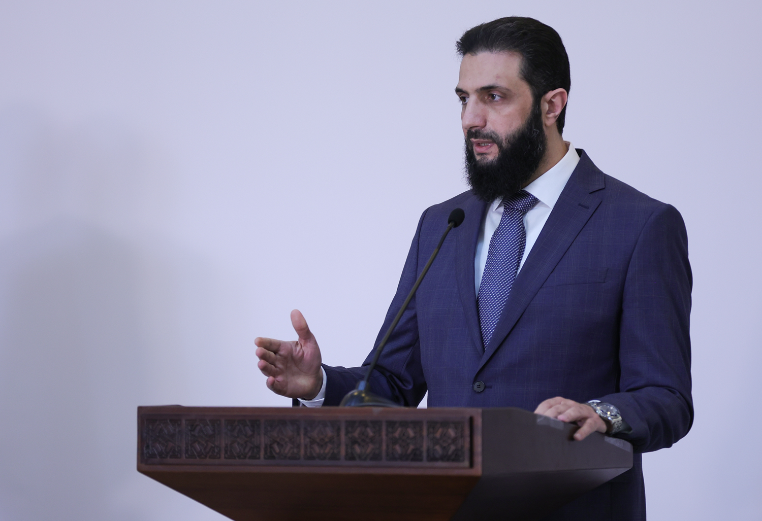 Şara, vatandaşlarına seslendi: Eminim 2 yılda 14 milyon Suriyeli ülkesine dönecek