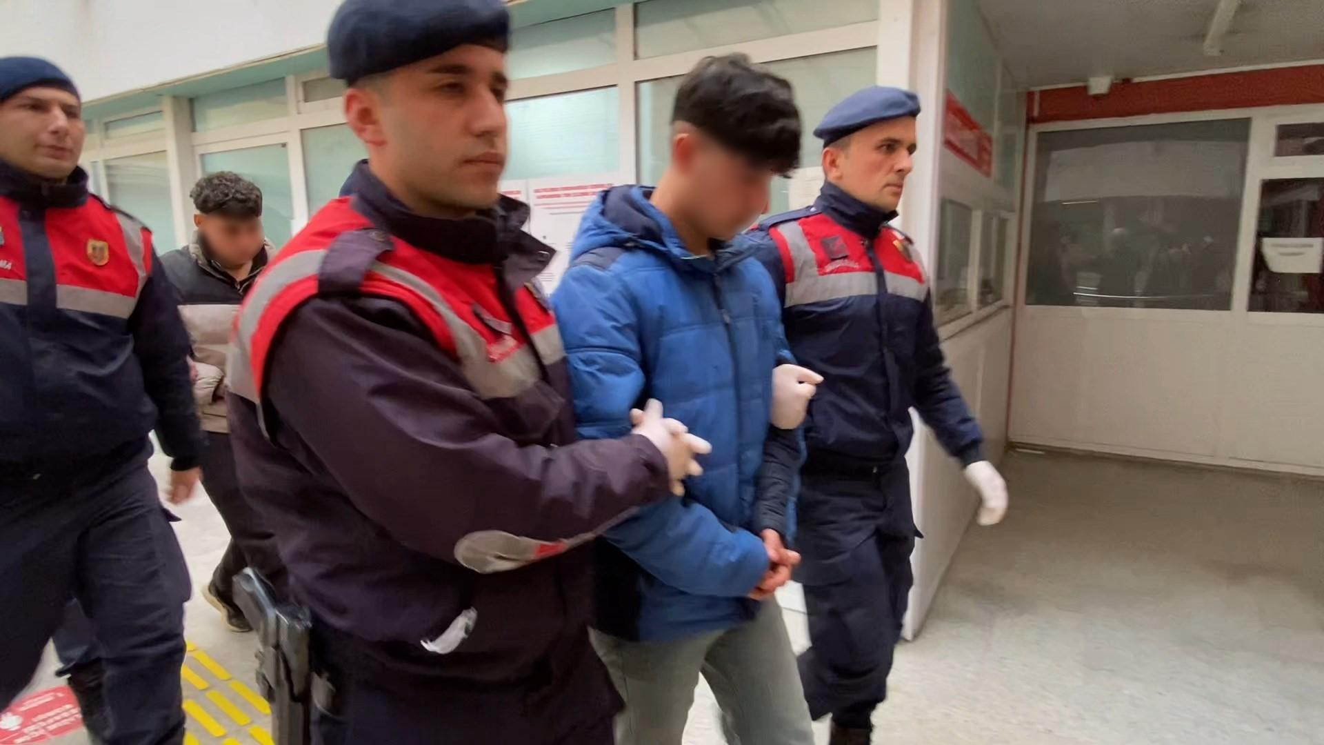 Kocaeli Kartepe'de baltayla cinayet şüphelisi 2 tutuklu