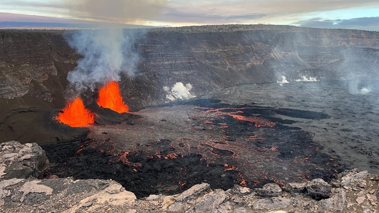 Hawaii'de Kilauea Yanardağı'ndaki hareketlilik sürüyor! Yetkililerden uyarı geldi