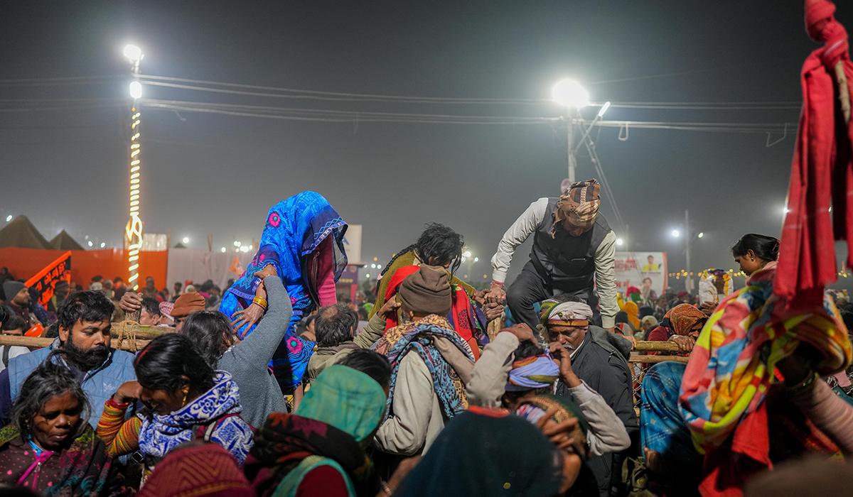 Hindistan'da Maha Kumbh festivalinde izdiham: Ölü sayısı artıyor