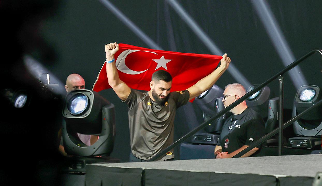 İbo Aslan - Ion Cutelaba maçı ne zaman? İbo Aslan maçı saat kaçta, hangi kanalda?