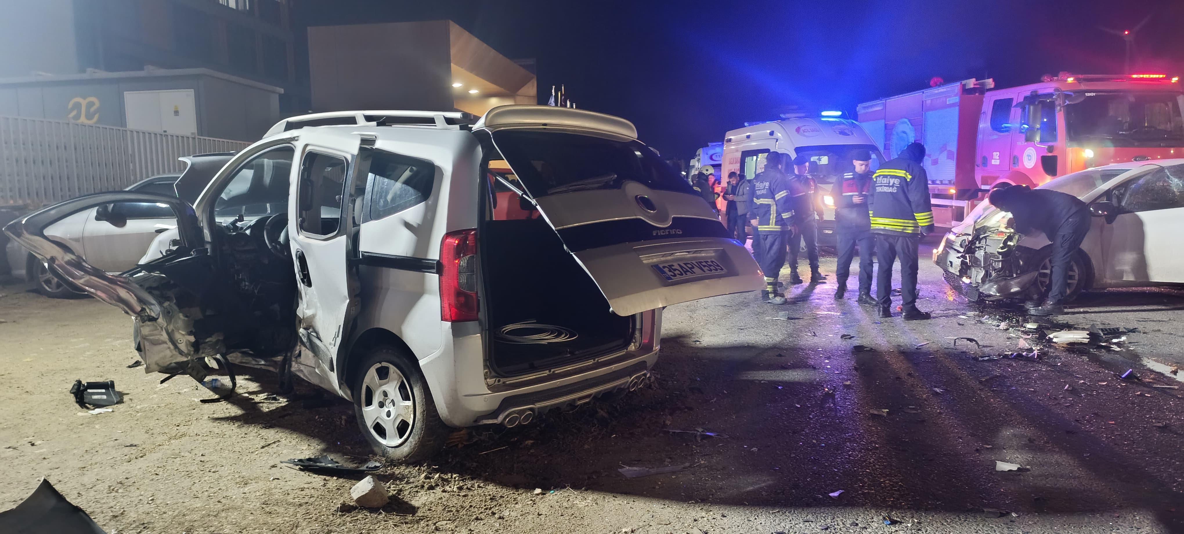 Tekirdağ Çerkezköy'de meydana gelen trafik kazasında 6 kişi yaralandı