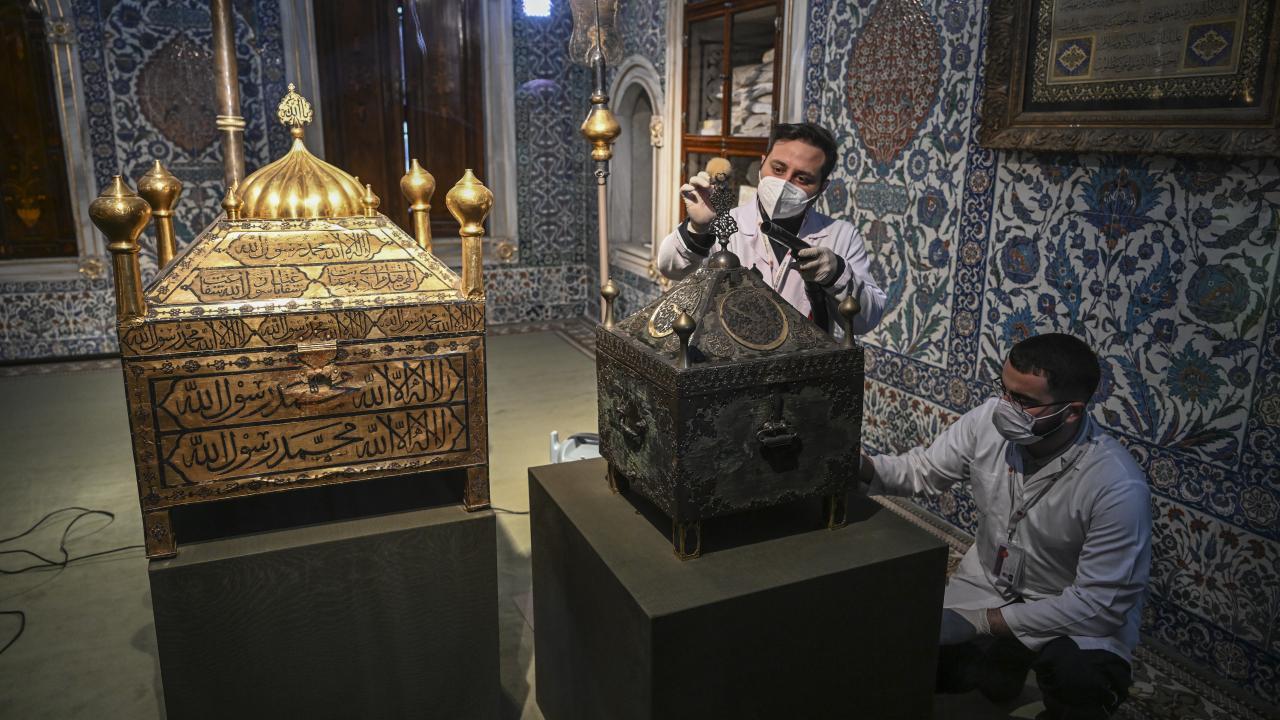 "Topkapı Sarayı'nda Mukaddes Emanetler Dairesi, Ramazan Ayı'na Hazır"