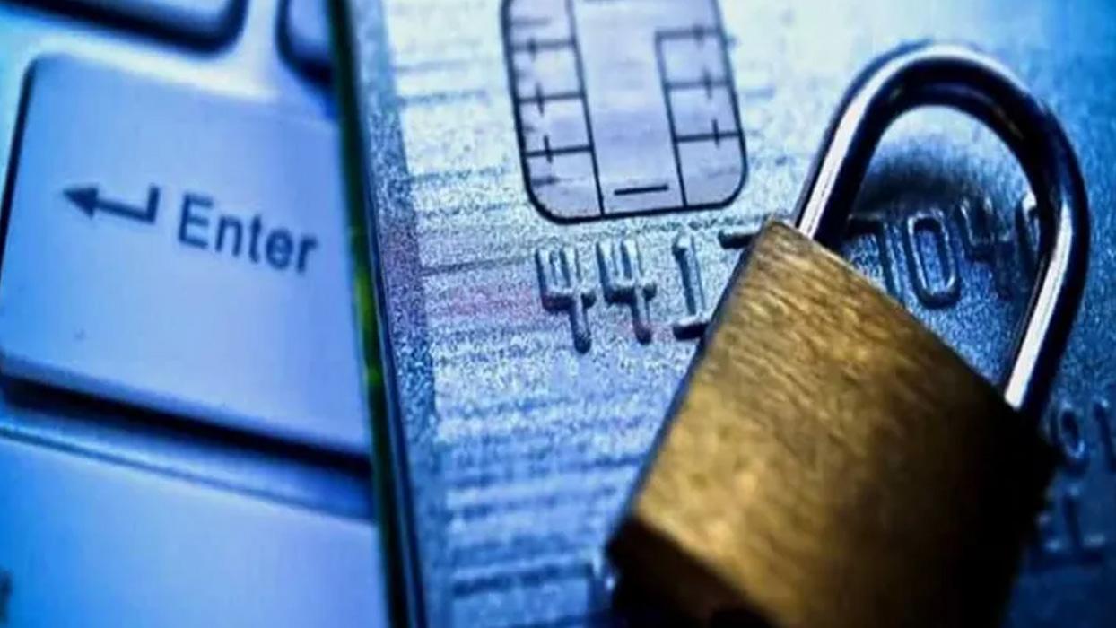 Gençlere "banka hesabınızı kullandırmayın" uyarısı