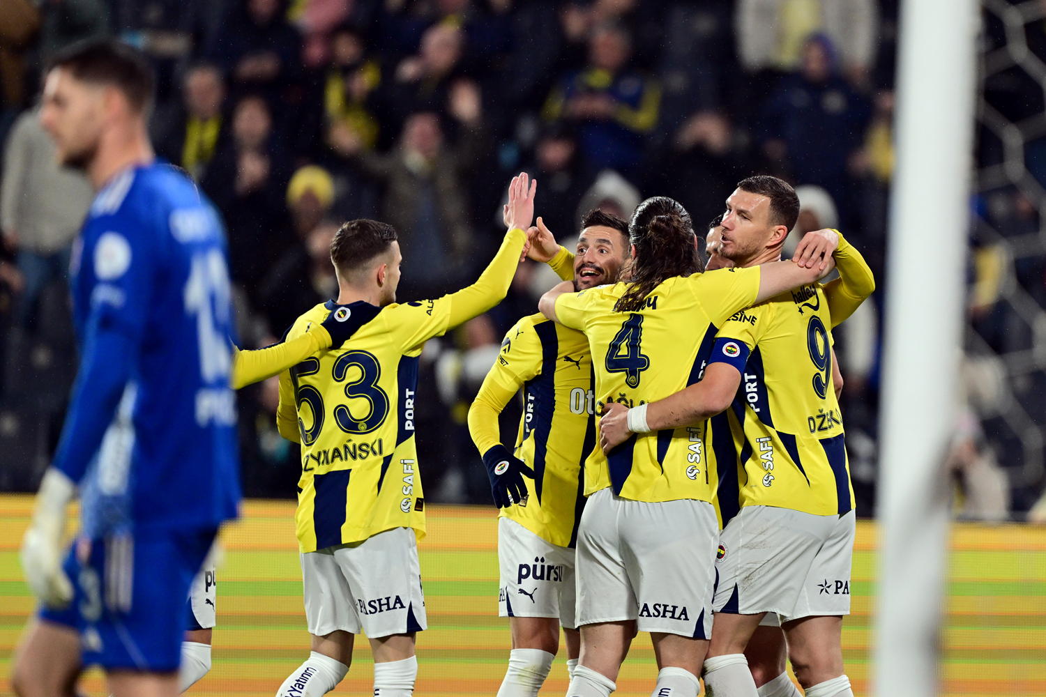 Fenerbahçe'nin Sırp yıldızı Dusan Tadic'e Ajax transferi iddiaları!