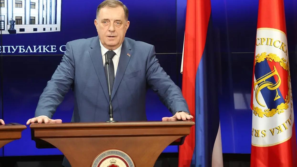 Milorad Dodik, Avrupa'da yükselen aşırı sağ gruplardan cesaret alarak ayrılıkçı faaliyetlerine hız veriyor