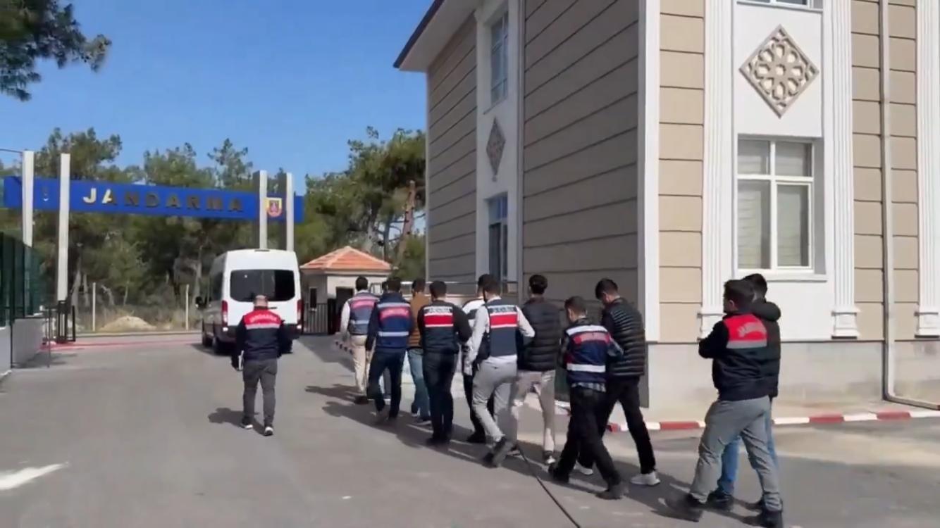 "Evde Sabun Paketleme" ilanıyla dolandırıcılık: 5 tutuklama