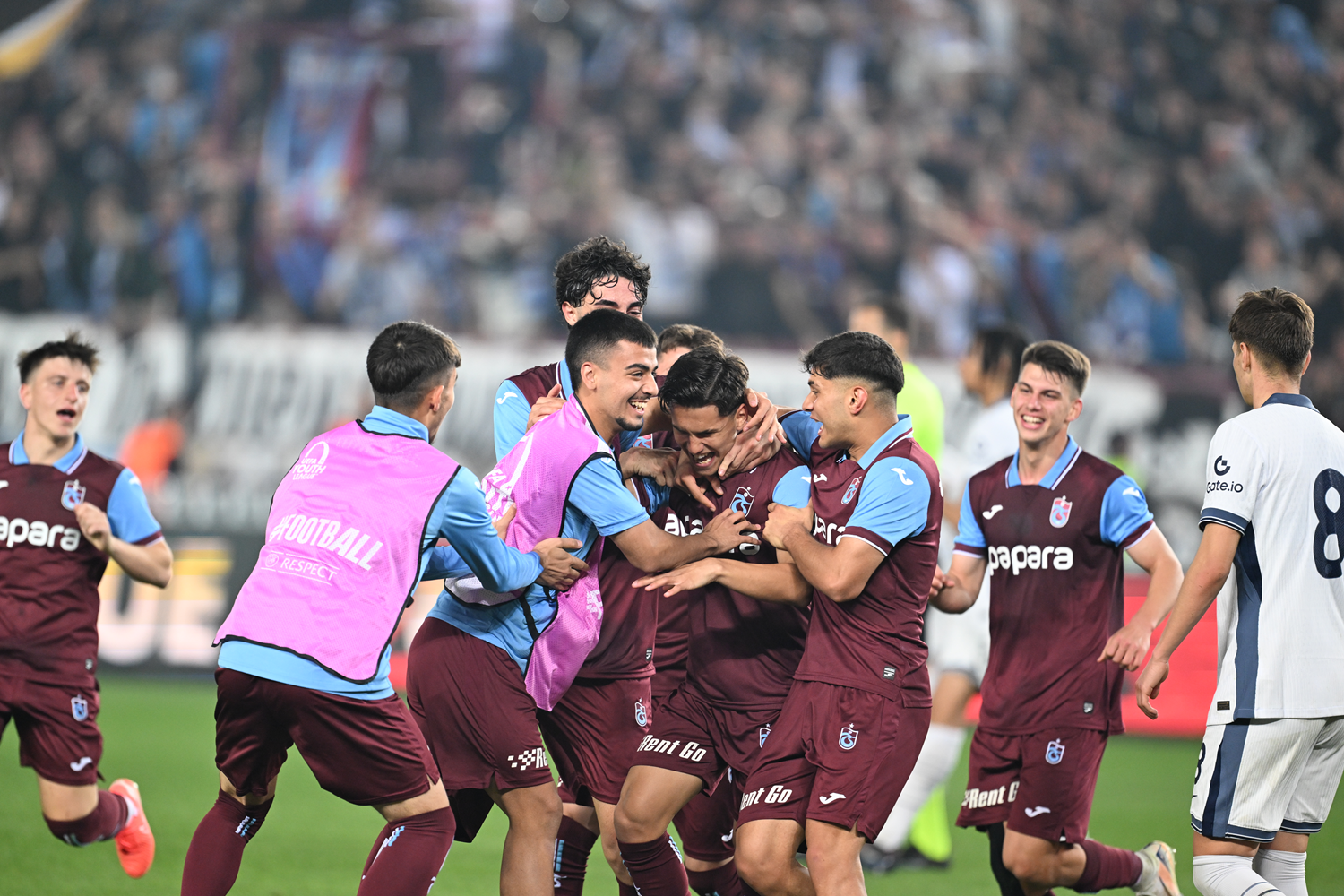 Trabzonspor U19 UEFA Gençlik Ligi'nde yarı finalde