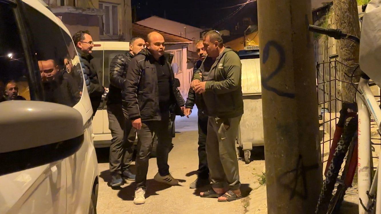 Burdur'da alkollü adam sokakta rastgele ateş açtı, polis ikna etmek için 1 saat uğraştı
