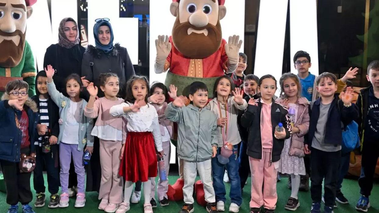 “Hay Hak Karagöz Hacivat” galası Ankara'da yapıldı