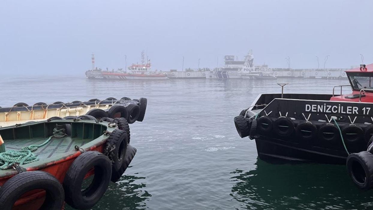 Çanakkale Boğazı sis nedeniyle transit gemi geçişlerine kapatıldı