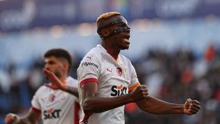 Galatasaray kiralık golcüsü Victor Osimhen'in geleceği belirsizliğini koruyor