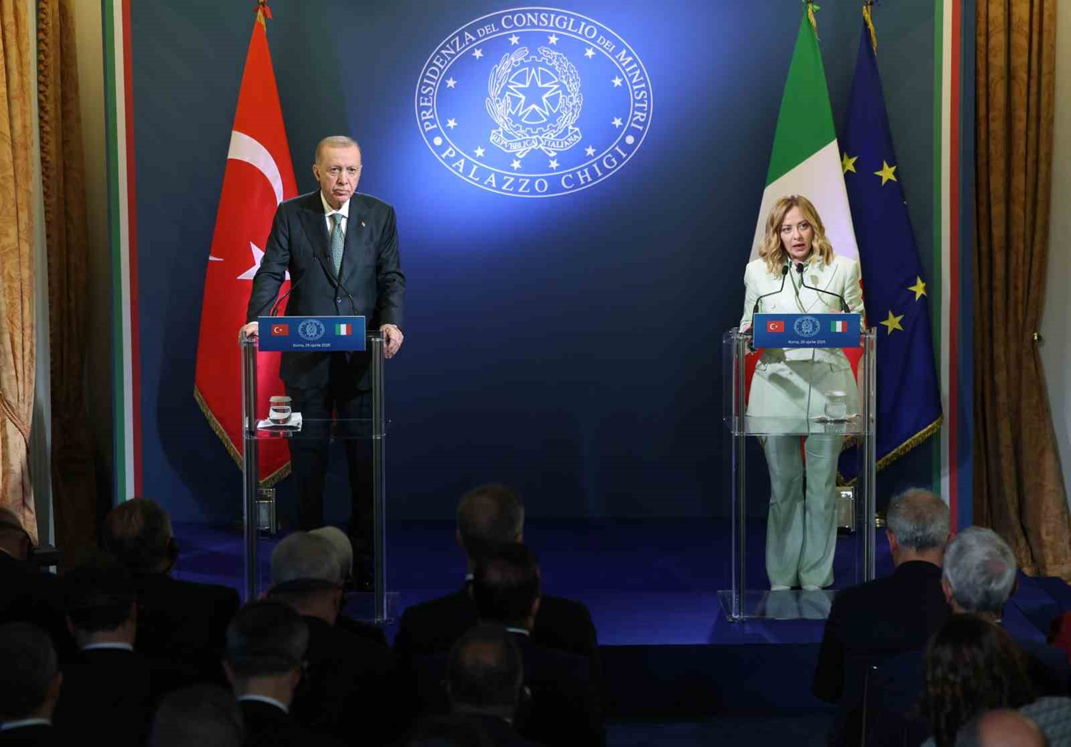 Cumhurbaşkanı Erdoğan'ın İtalya ziyareti yunan basınında gündem oldu