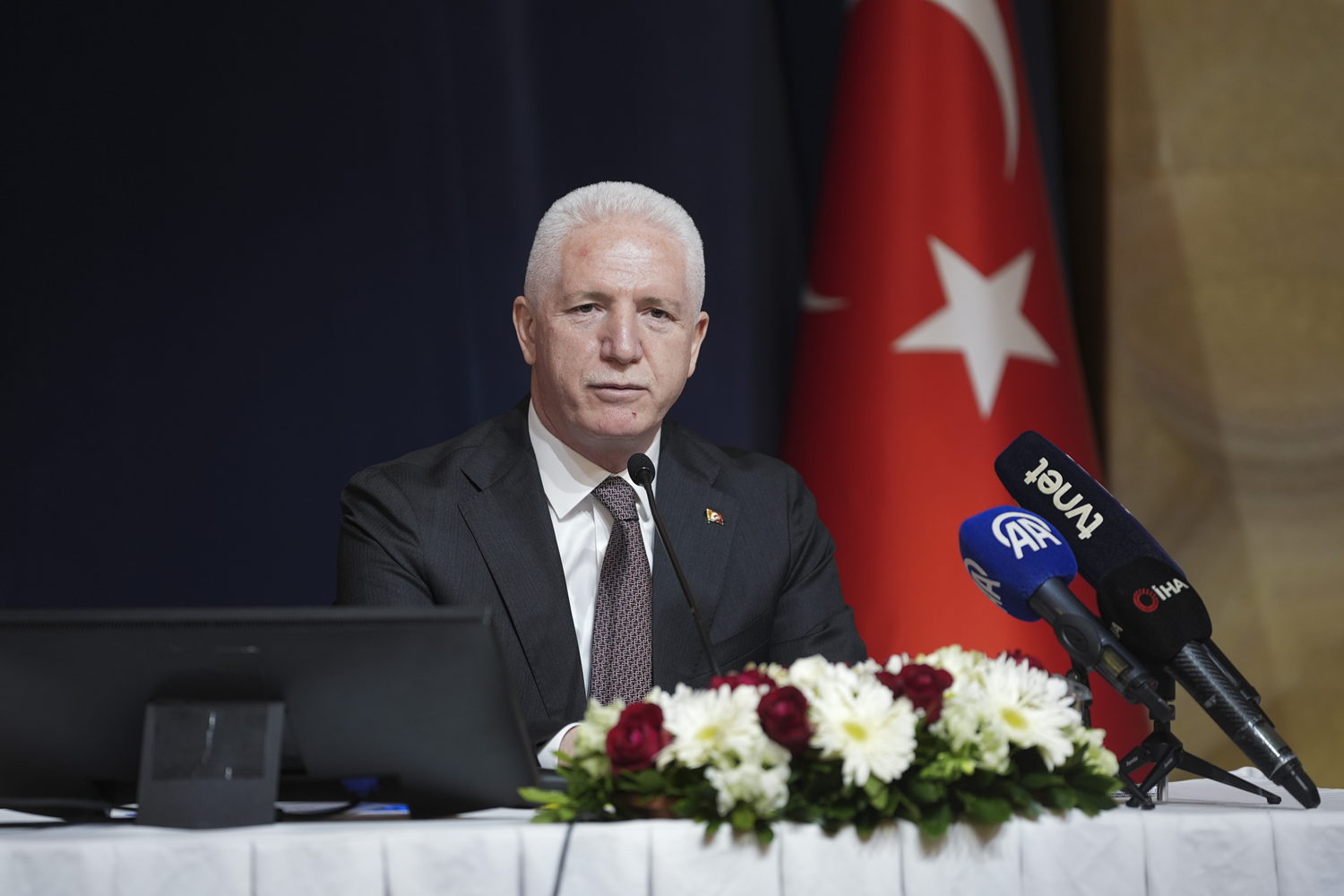 Dikkat! bu bir dolandırıcılık yöntemidir... Vali Gül'den görüntülü uyarı: Dikkat bu bir dolandırıcılık yöntemidir