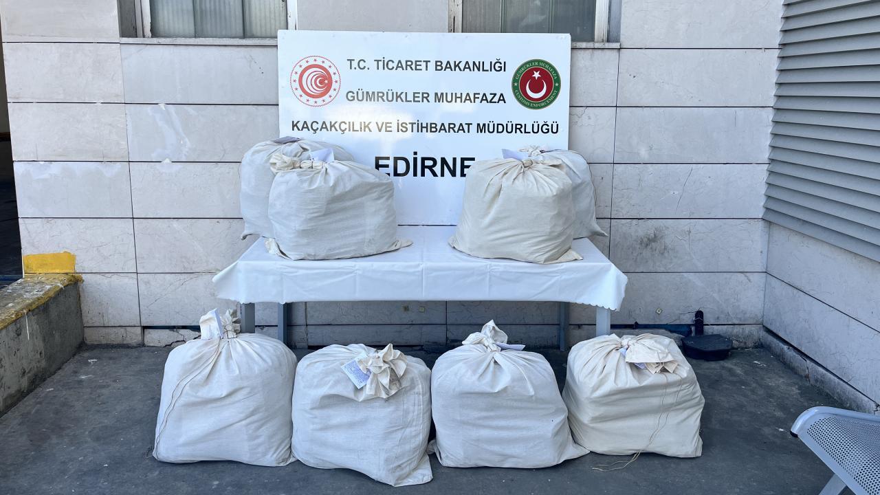Sınır kapılarında uyuşturucuya geçit yok