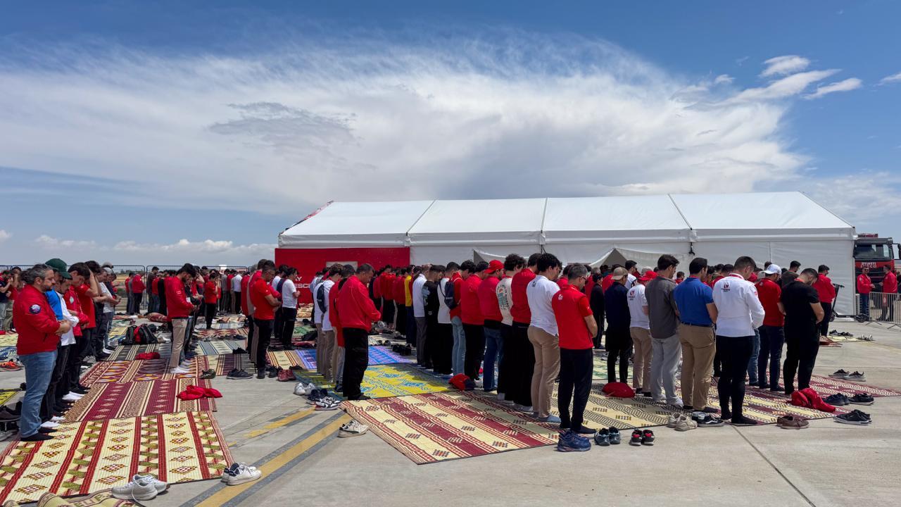 TEKNOFEST KKTC'deki cuma hutbesinde bilim ve teknolojinin önemine değinildi