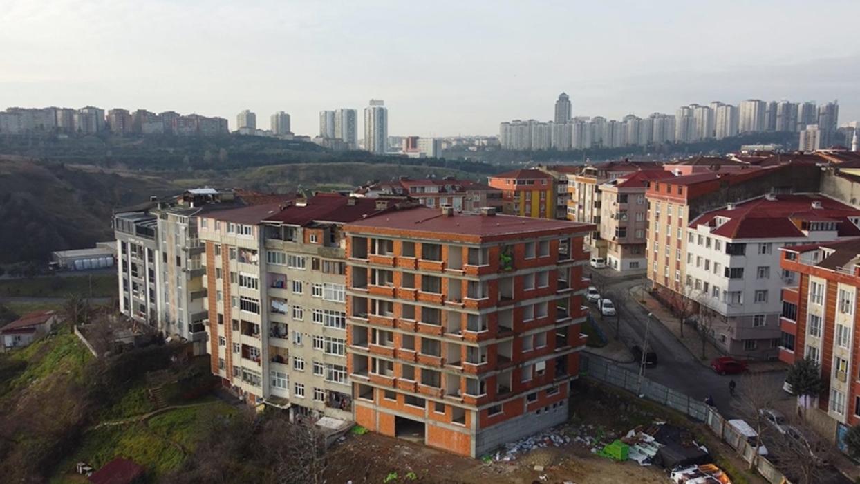 İstanbul'da "Yarısı Bizden" kampanyası ile kentsel dönüşüme dair merak edilenler 16 soruda yanıt buldu