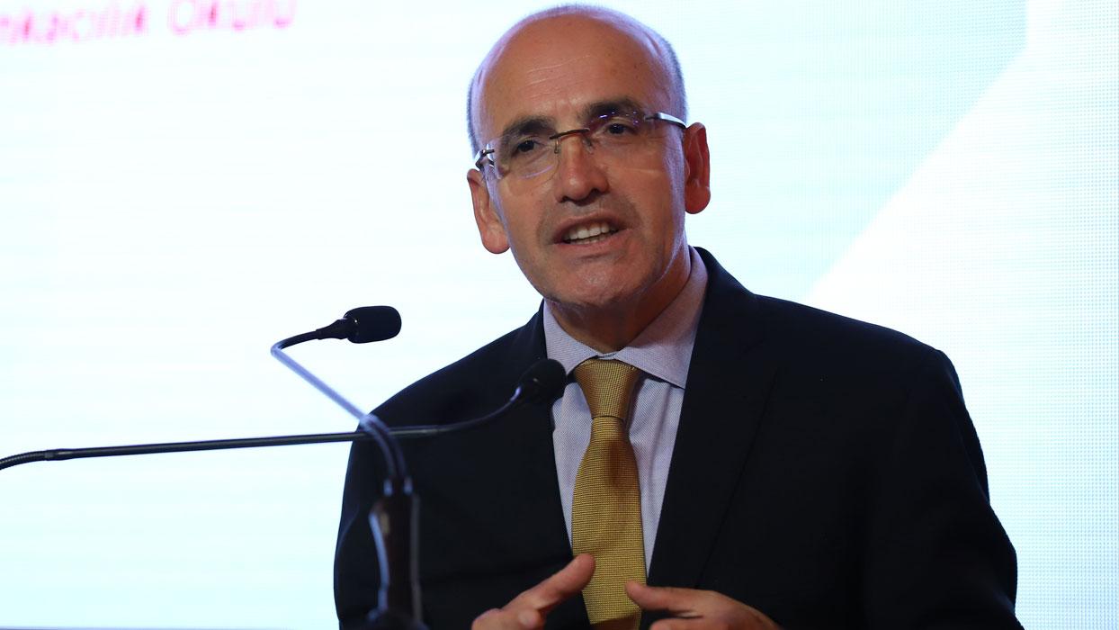 Bakan Şimşek ve Indrawati ekonomik işbirliği için buluştu