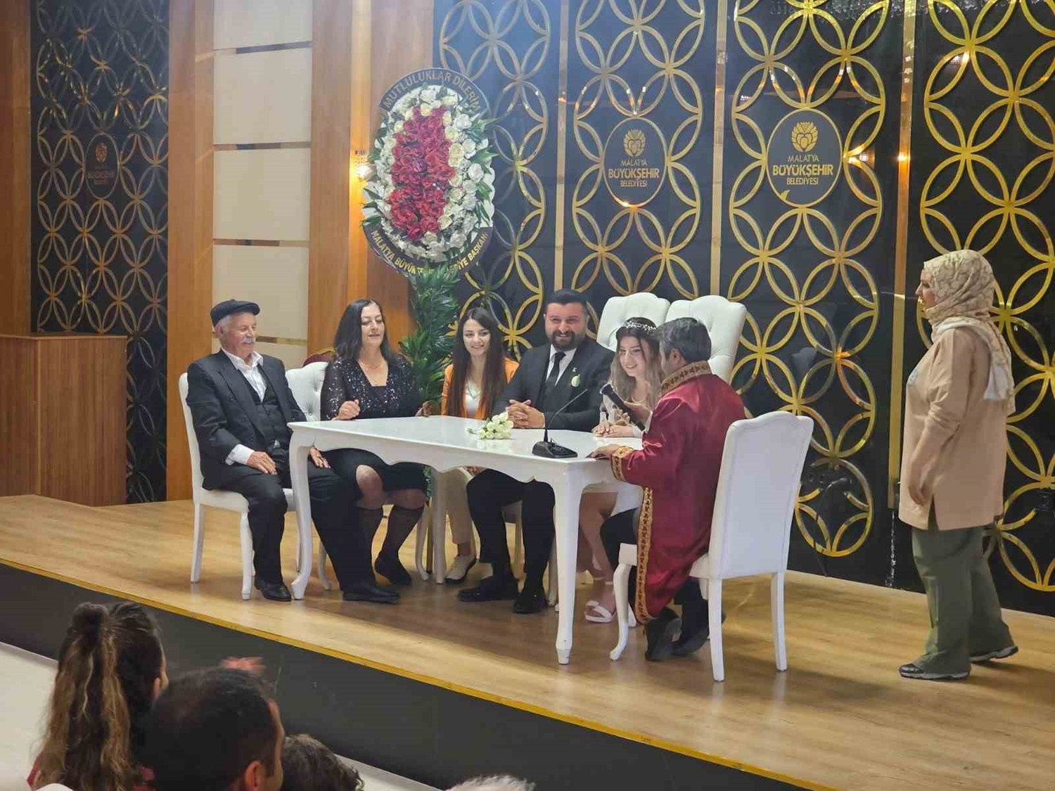 Malatya'da simetrik tarih trendi! Nikah salonlarında '05.05.2025' yoğunluğu