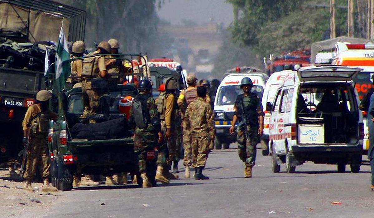 Pakistan'da kanlı pusu: 7 asker hayatını kaybetti