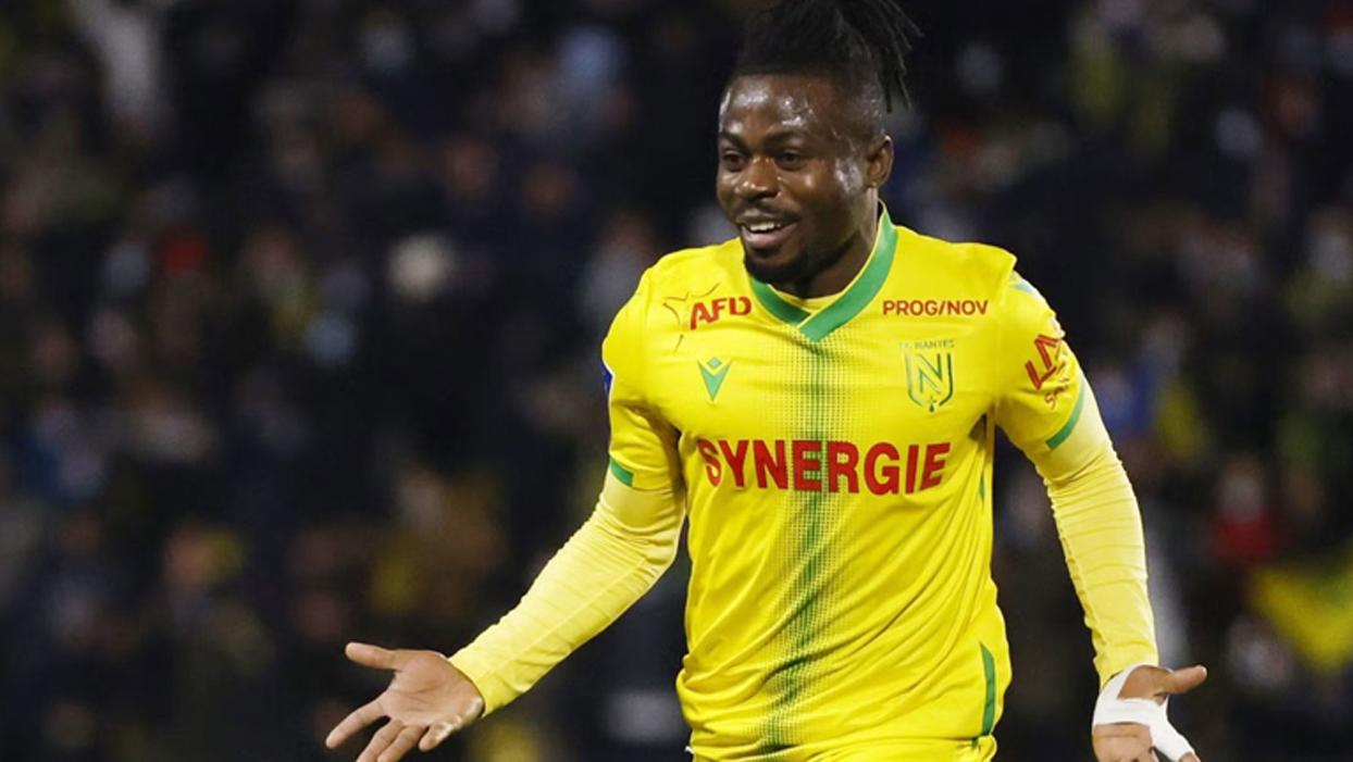 Trabzonspor Moses Simon transferini gündemine aldı!
