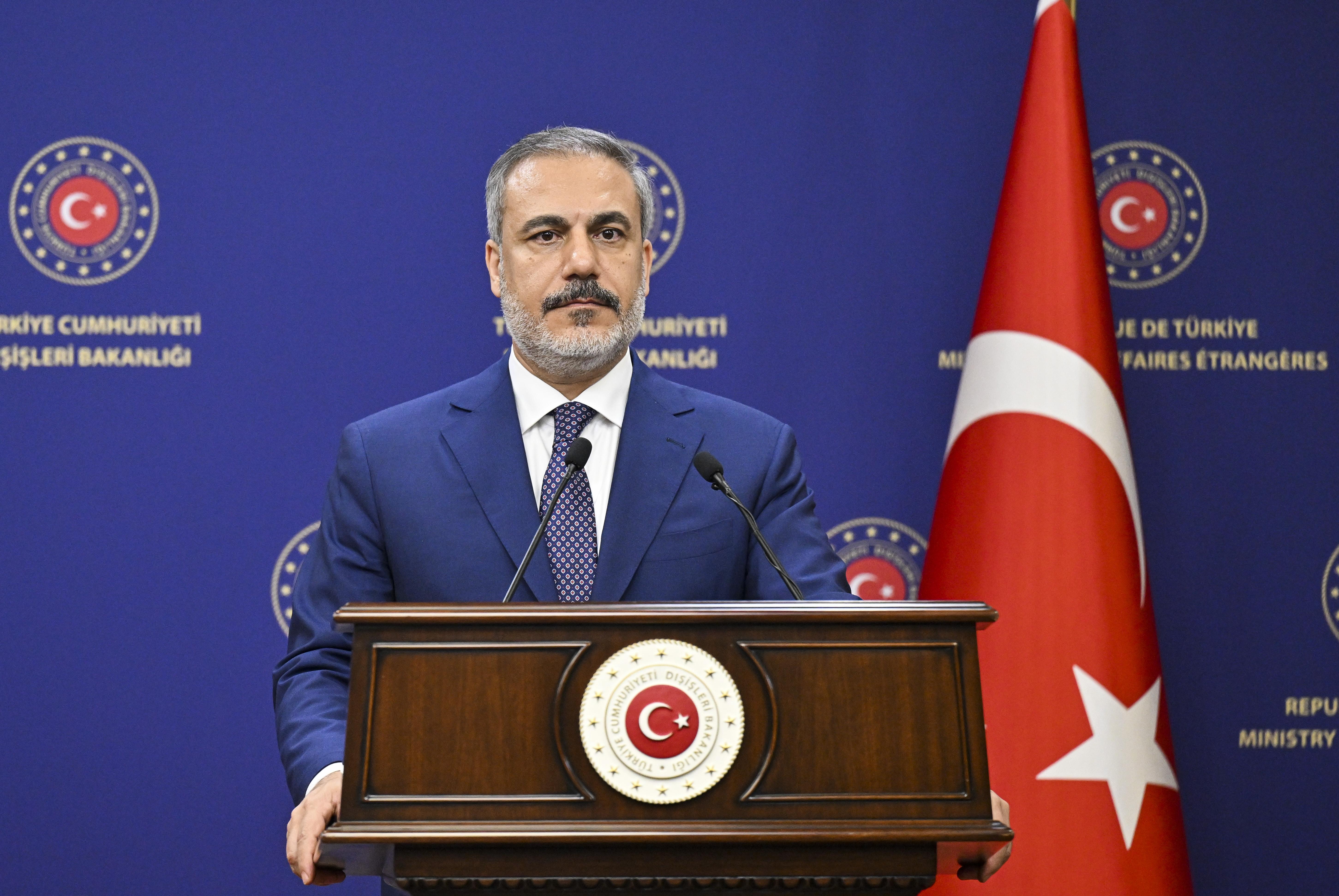 Bakan Fidan, Pakistan Dışişleri Bakanı ile görüştü