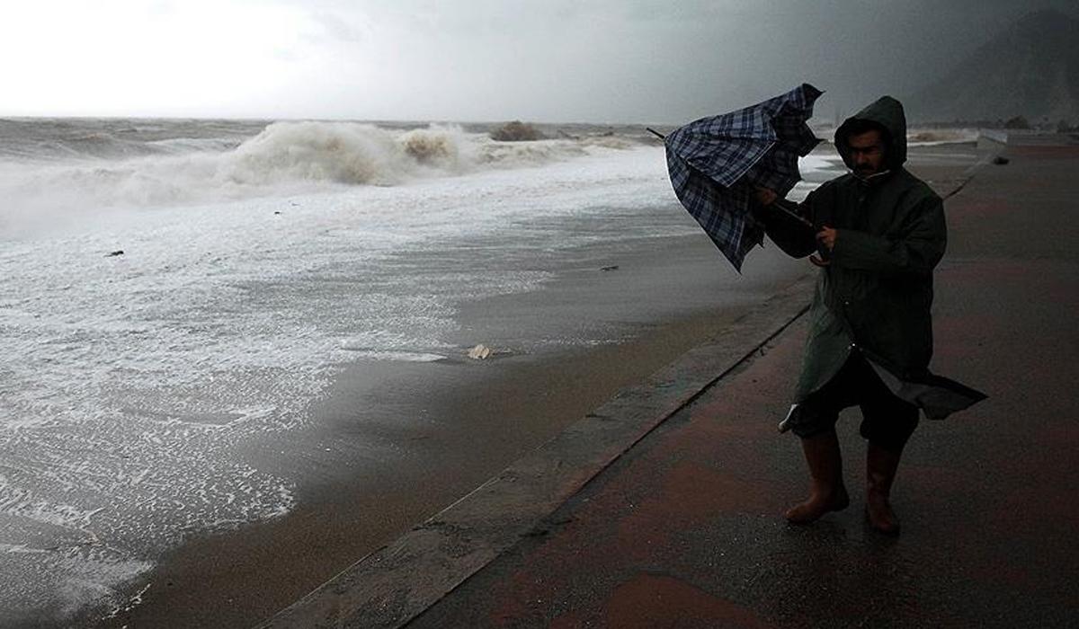 Meteoroloji ‘dikkat' dedi: O illerde sel ve fırtına riski