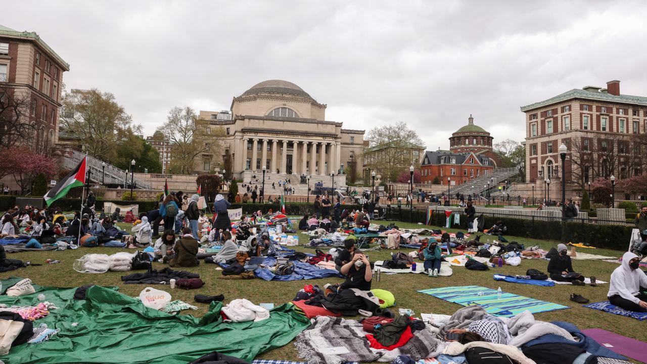 Columbia Üniversitesinde Filistine Destek Protestocuları Gözaltına Alındı