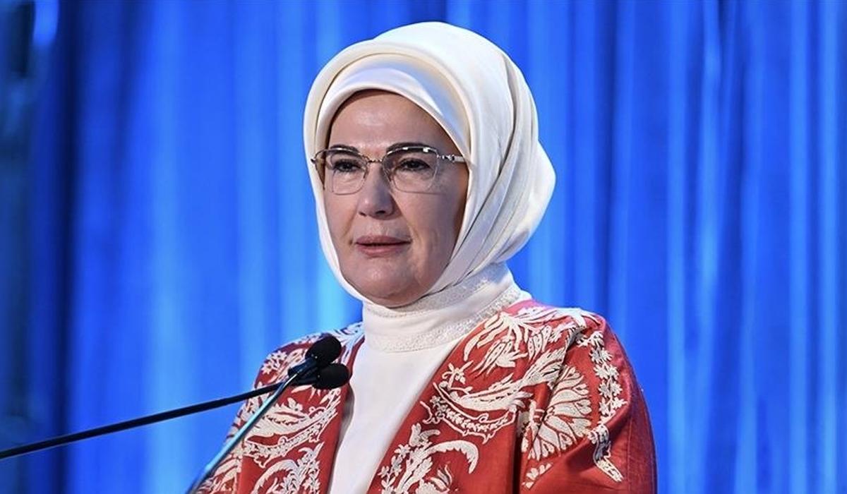 Emine Erdoğan'dan, Şeyha Fatima Bint Mubarak ile 'aile politikasına' vurgu