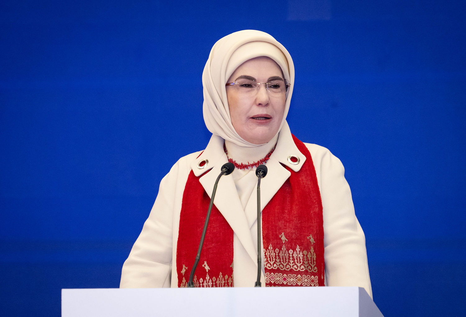 Emine Erdoğan, Şeyha Fatima Bint Mubarak ile İstanbul'da görüştü