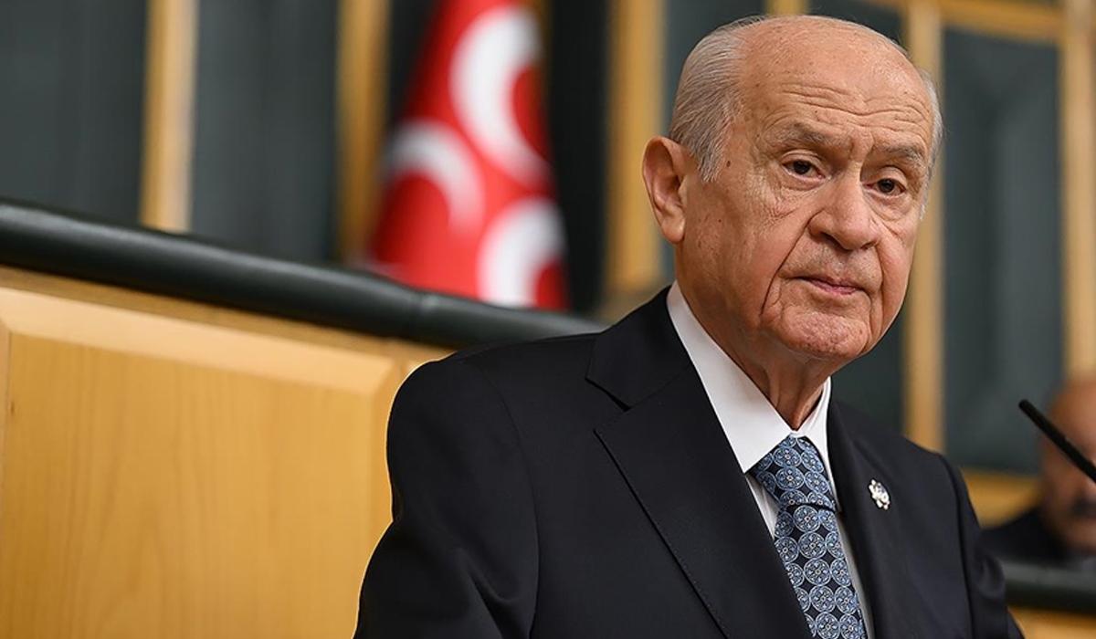 Bahçeli'den kritik telefon: Ahmet Türk'e "Terörsüz Türkiye" tebriği