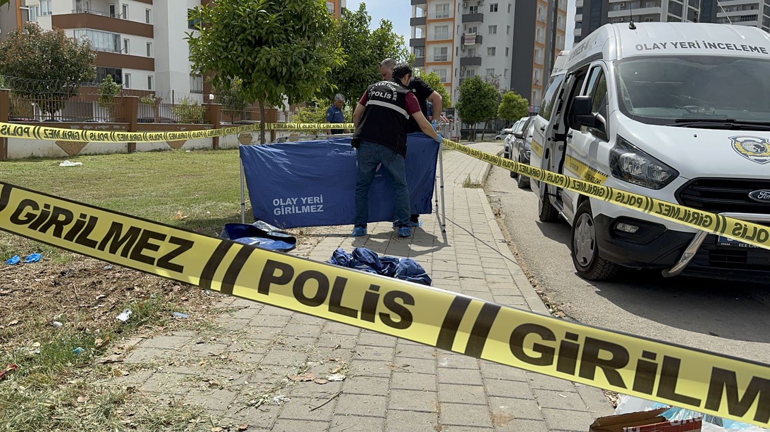 Adana Seyhan'da kağıda sarılı kafatası bulundu