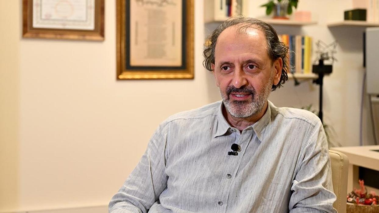 Yücel Arzen Hacıoğulları "Anneler Günü" için beste yaptı