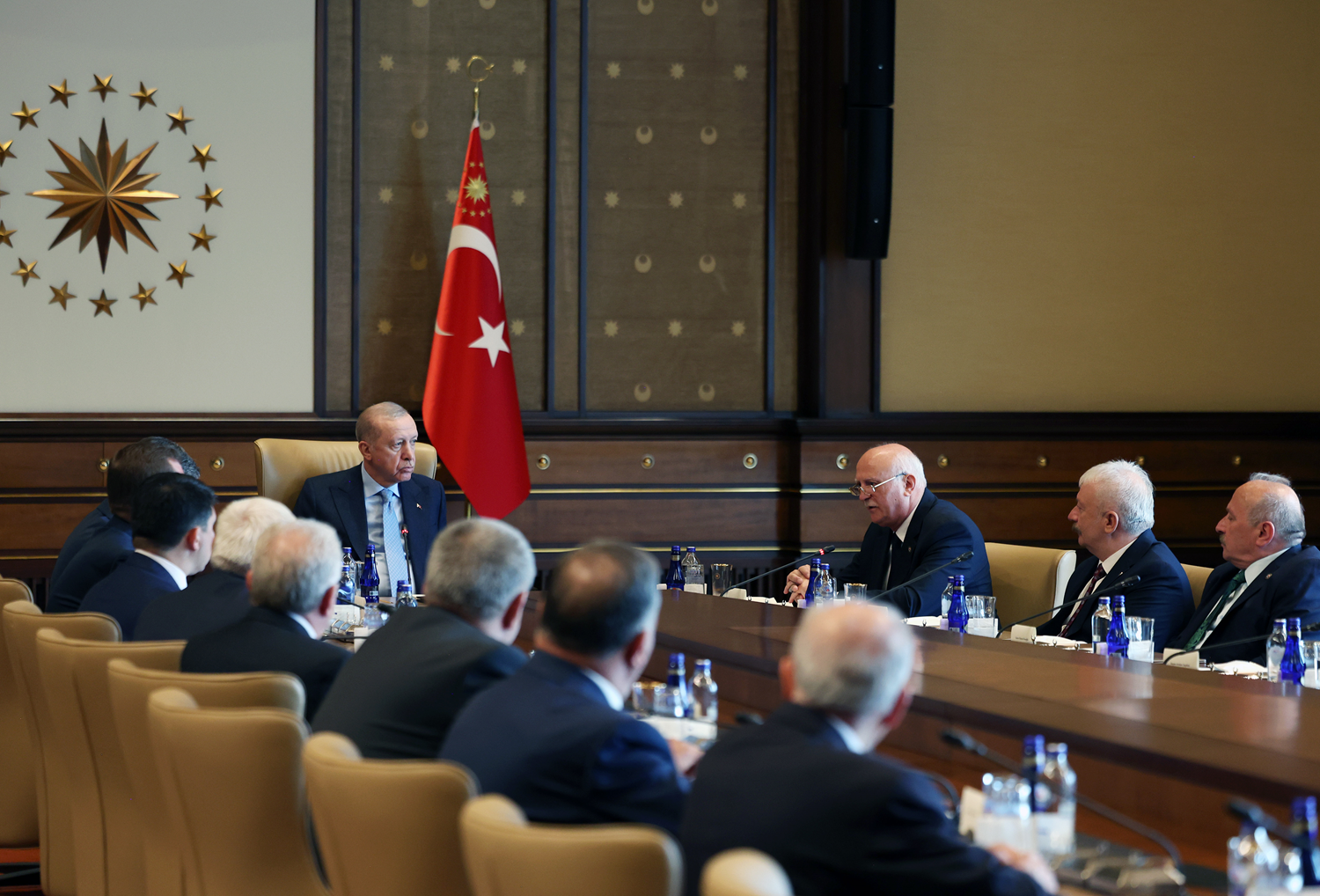 Cumhurbaşkanı Erdoğan'dan çiftçilere destek mesajı: En az zayiatla atlatacağız